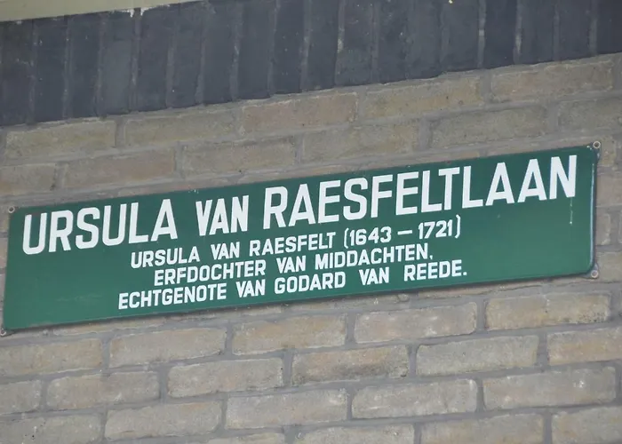 Hotel Huize Huizinga *