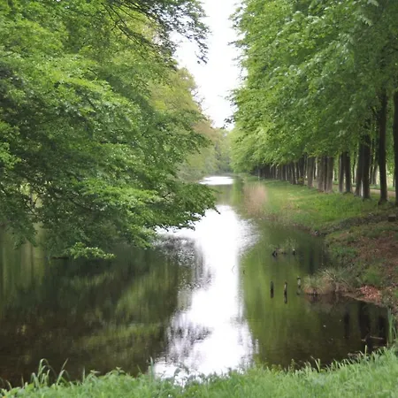 Bed & Breakfast Huize Huizinga *